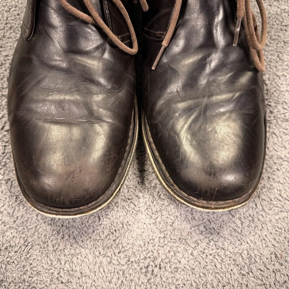 UGG Chukka Boots Mens Size 11.5 Brown Leather Lace Up Ankle Desert Crepe‎ Sole